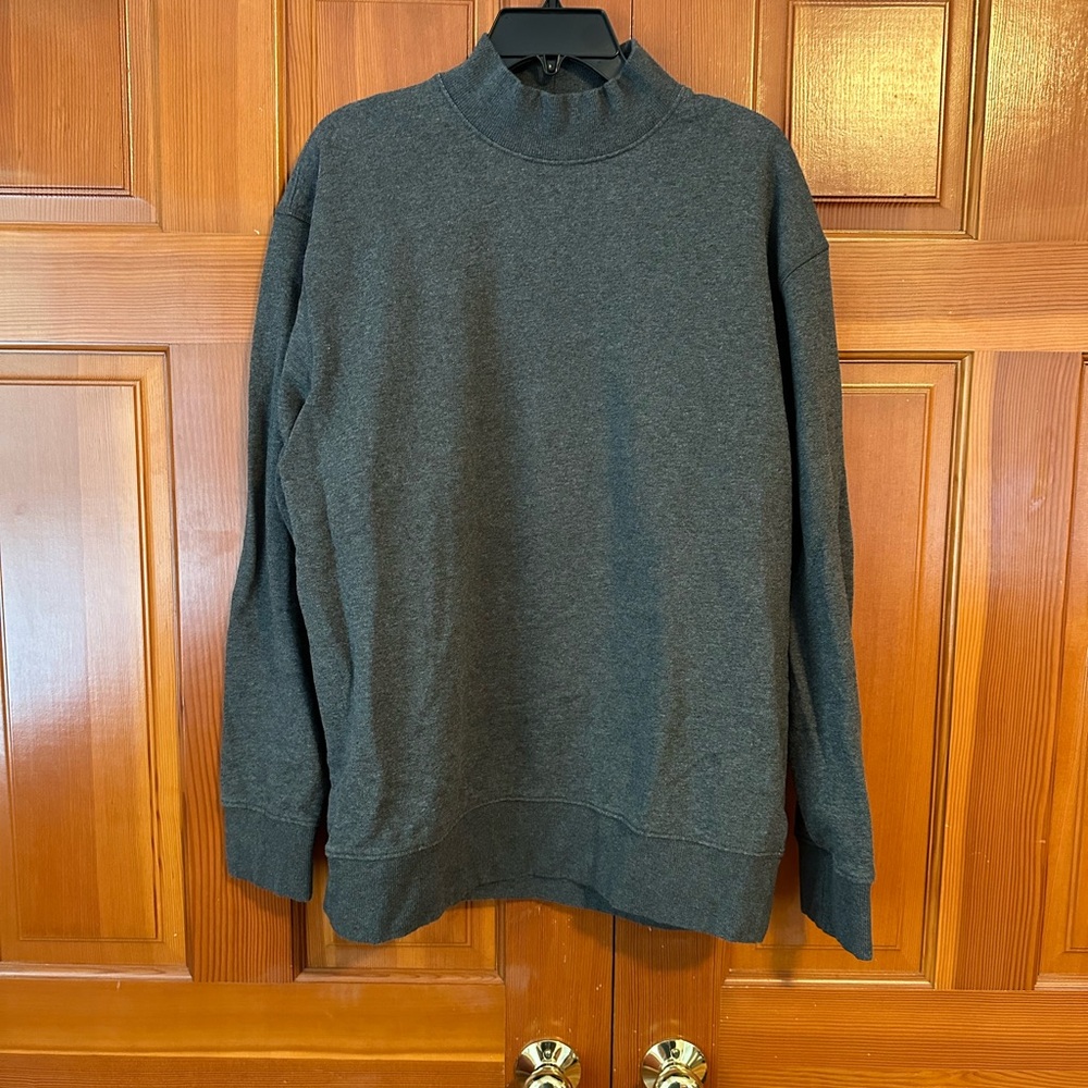 Selected Homme mock neck organic cotton sweatshirt. Size Large. Gray color.